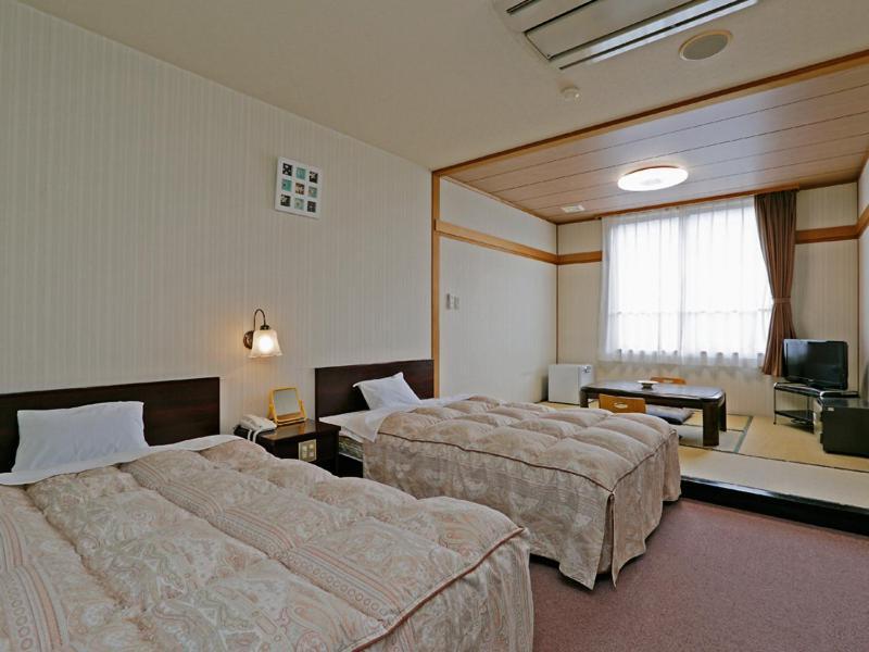 Ashinomaki Prince Hotel Айдзувакамацу Стая снимка